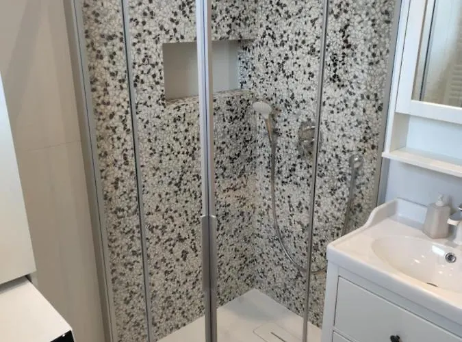 Specious And Newly Decorated At Bacvice Apartment Split