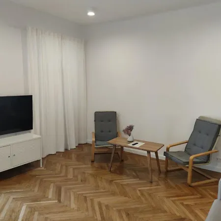 Specious And Newly Decorated At Bacvice Apartment *