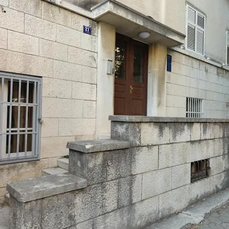 Appartamento Specious And Newly Decorated At Bacvice *