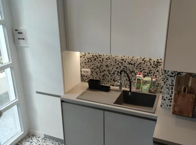 Appartamento Specious And Newly Decorated At Bacvice *