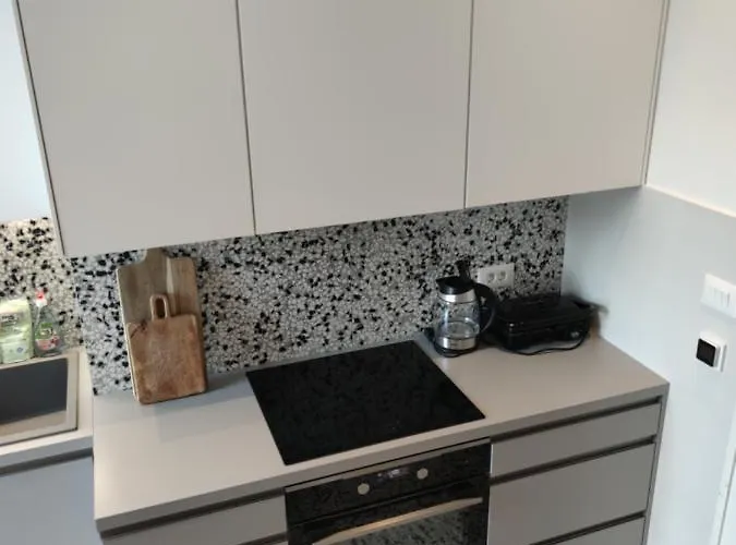 Specious And Newly Decorated At Bacvice Appartamento *