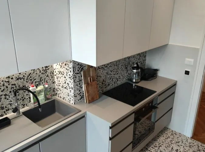 Specious And Newly Decorated At Bacvice *