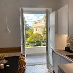 Specious And Newly Decorated At Bacvice Apartamento *