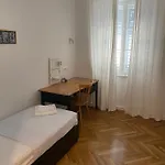 Apartamento Specious And Newly Decorated At Bacvice