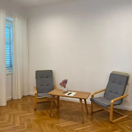 Apartamento Specious And Newly Decorated At Bacvice *