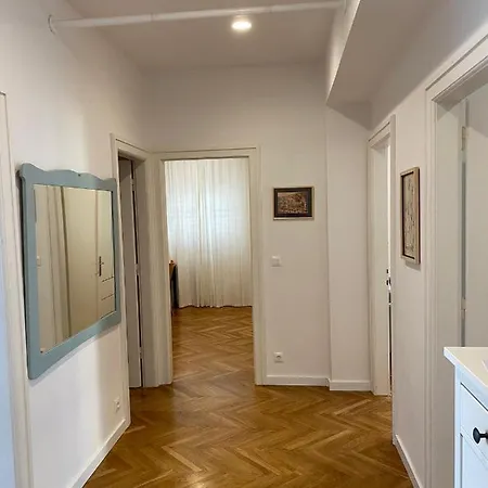 Lägenhet Specious And Newly Decorated At Bacvice Split